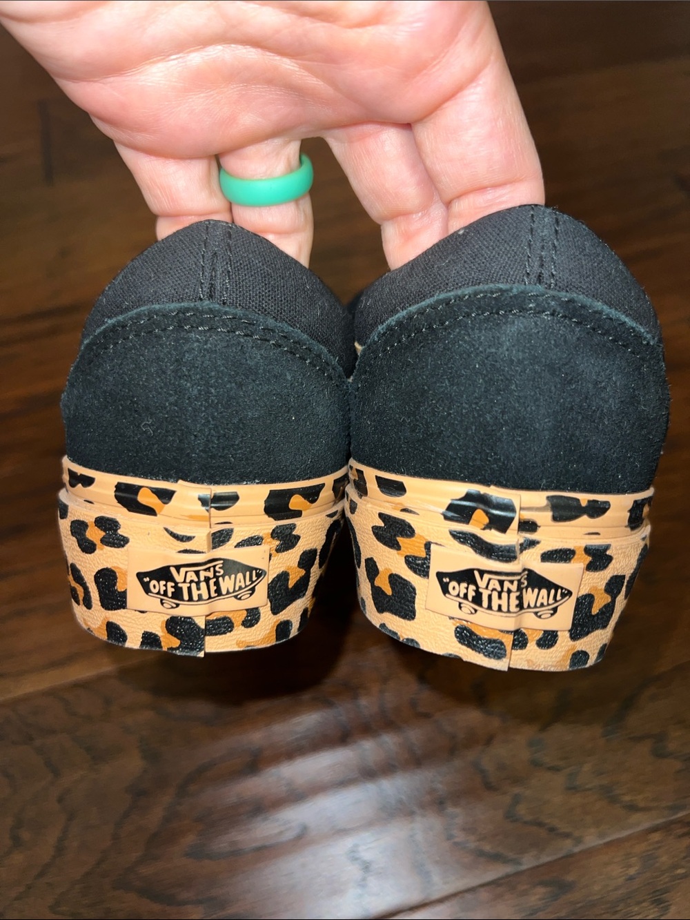 NWOT Leopard Old Skool VANS!! Black Suede Skate Shoes with Leopard Sole 5.5M, 7W - Picture 3 of 10